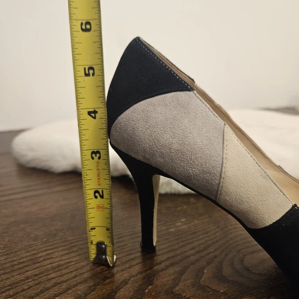 BCBGeneration Womens 8M Suede Patchwork Pumps Black Gray Cream Pointed Toe— Chic